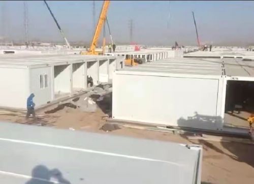 680套壽光造集成箱房陸續(xù)運抵河北
